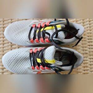 Nike Zoom Pegasus, size 8. Never worn!